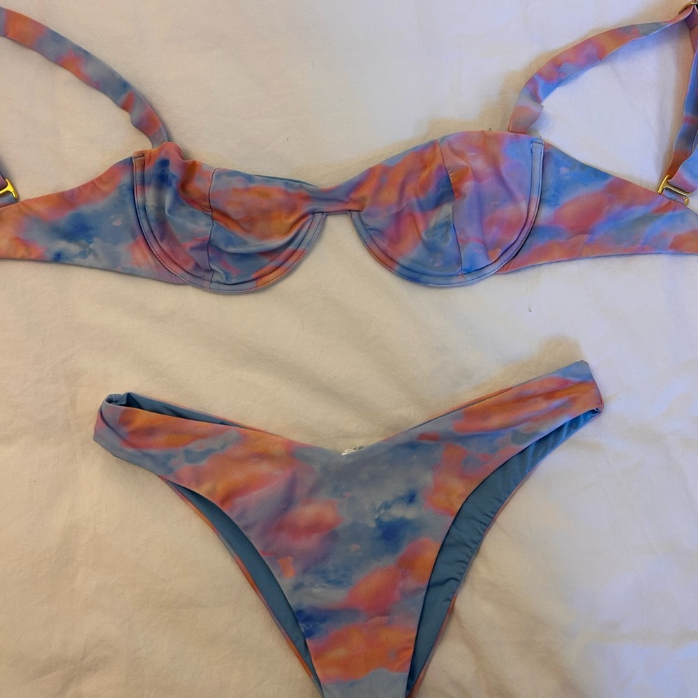 WeWoreWhat Bikini- Sorrento top/Delilah bottoms